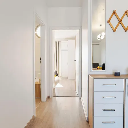 Apartment Sunset Waves - Right At The